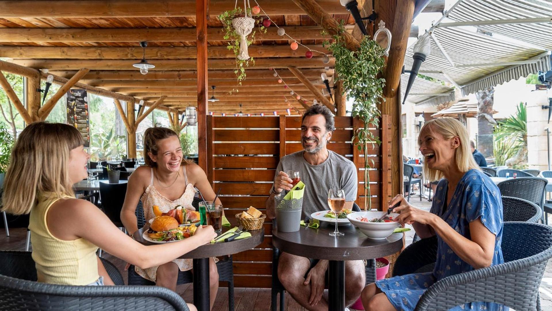 Camping Les Palmiers Ιέρ Εξωτερικό φωτογραφία
